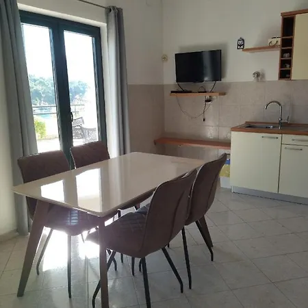 Daire Pidoc Apartman 4 Osobe *