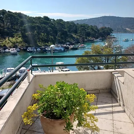 Pidoc Apartman 4 Osobe *